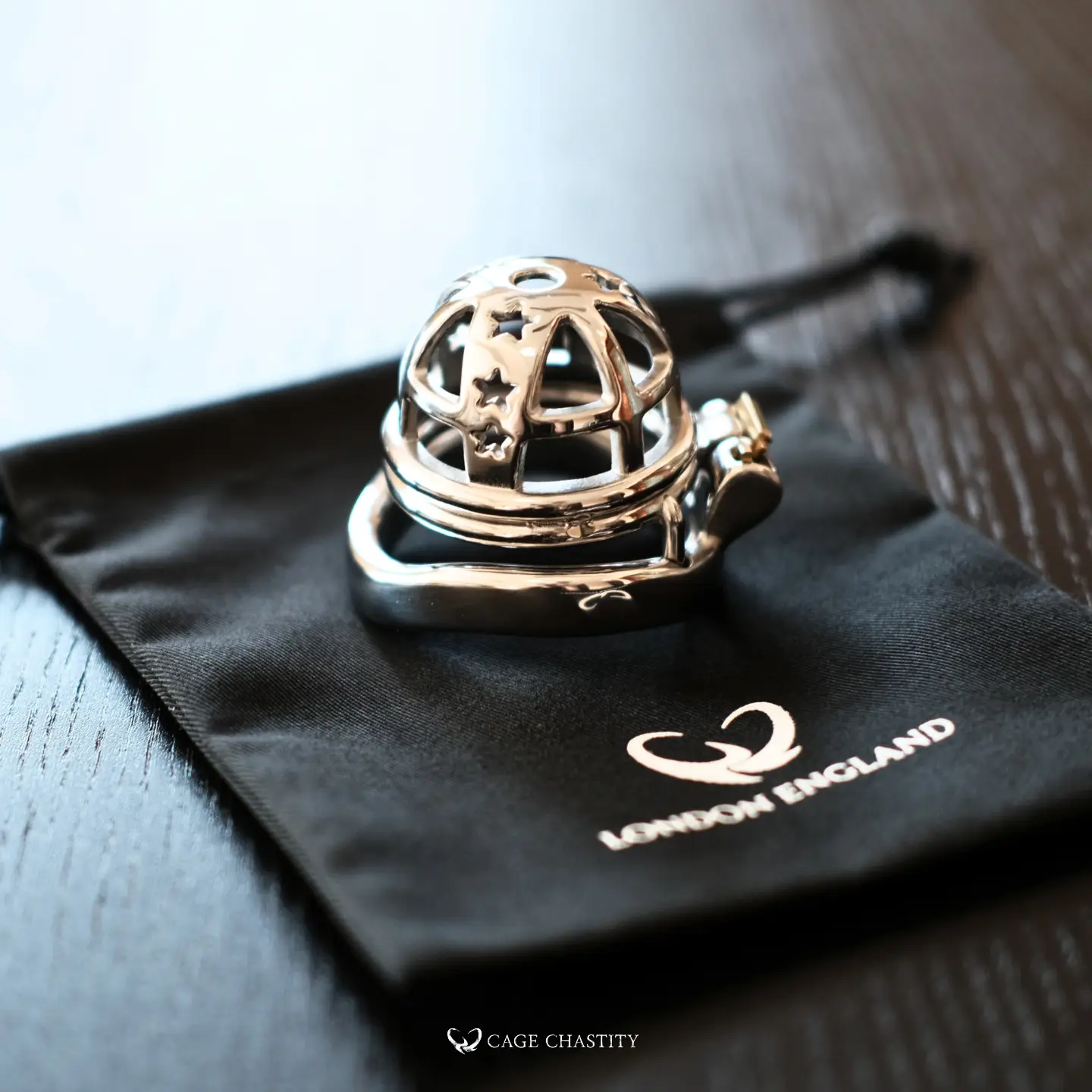 steel cage with star design