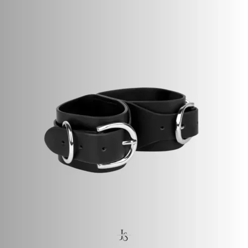 the softgrip wrist cuffs to restrain hand wrist or foot wrist during bdsm