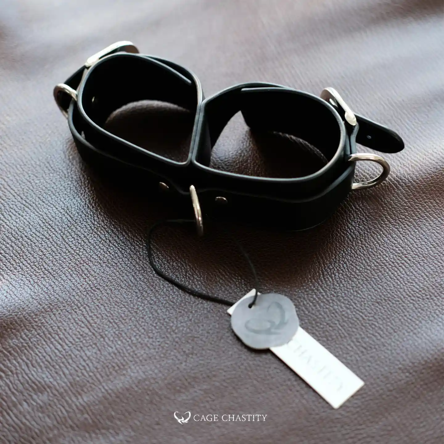 the wrist cuff restrain the wrists in separate rooms