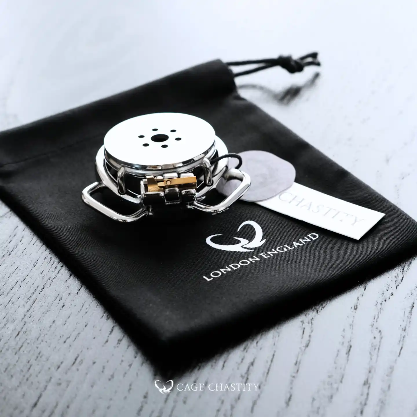 the cc12 on the wearable arc ring with lock inside