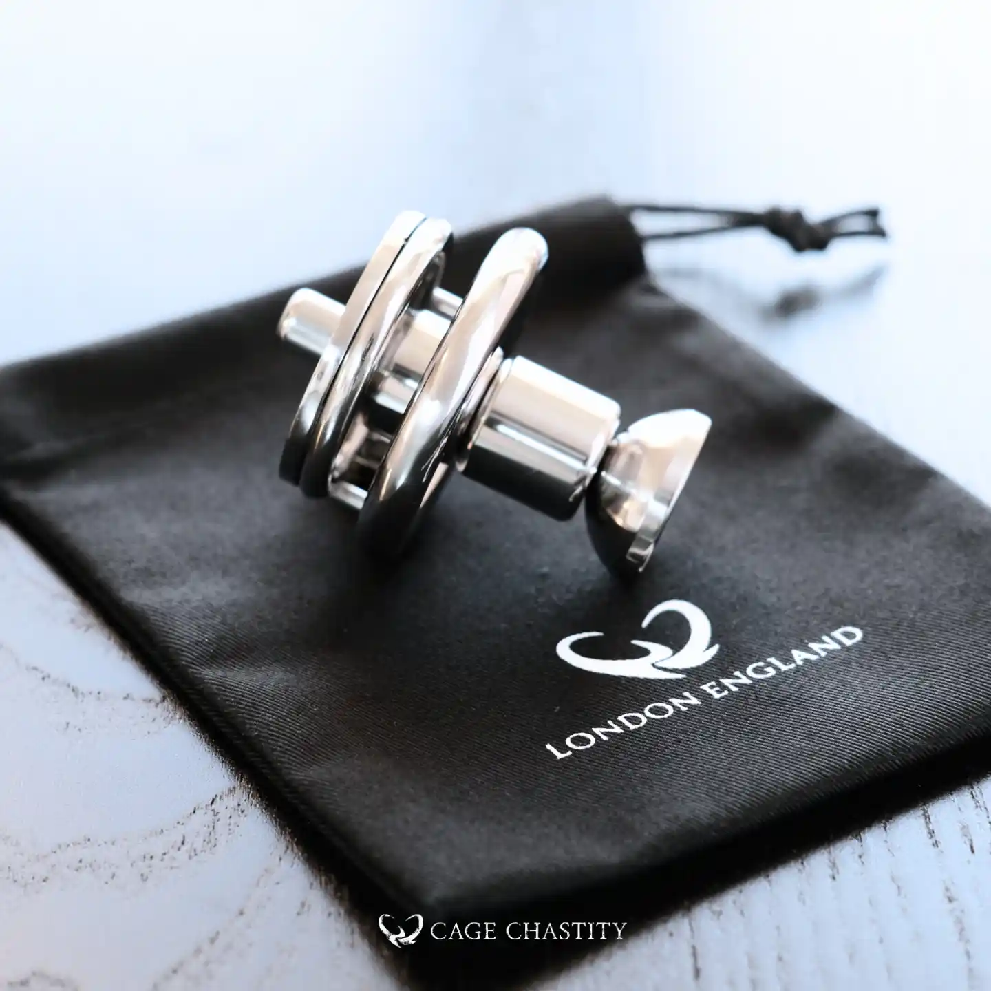 the ucap with cc12 metal cage attached in lock