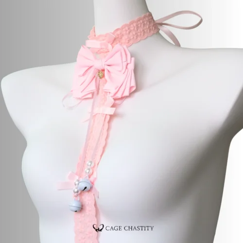 the pink strap on the front