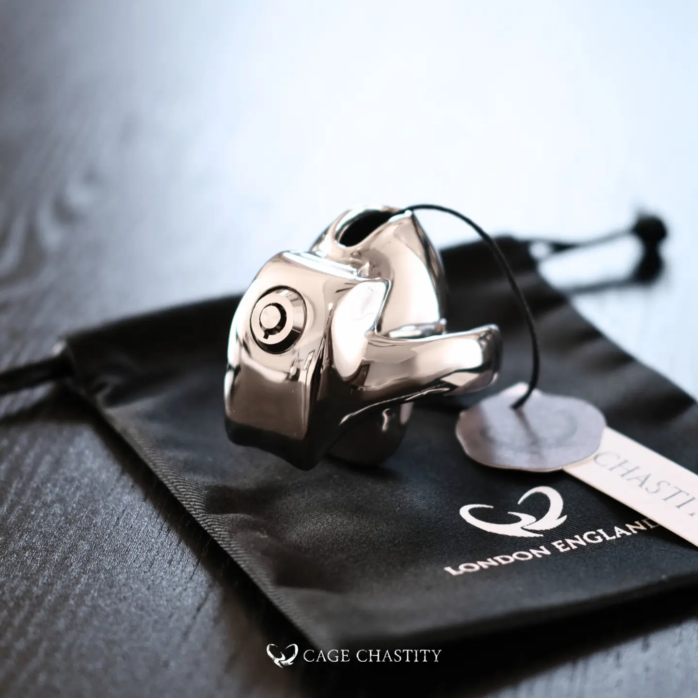 the polished surface of hte htv5 lock