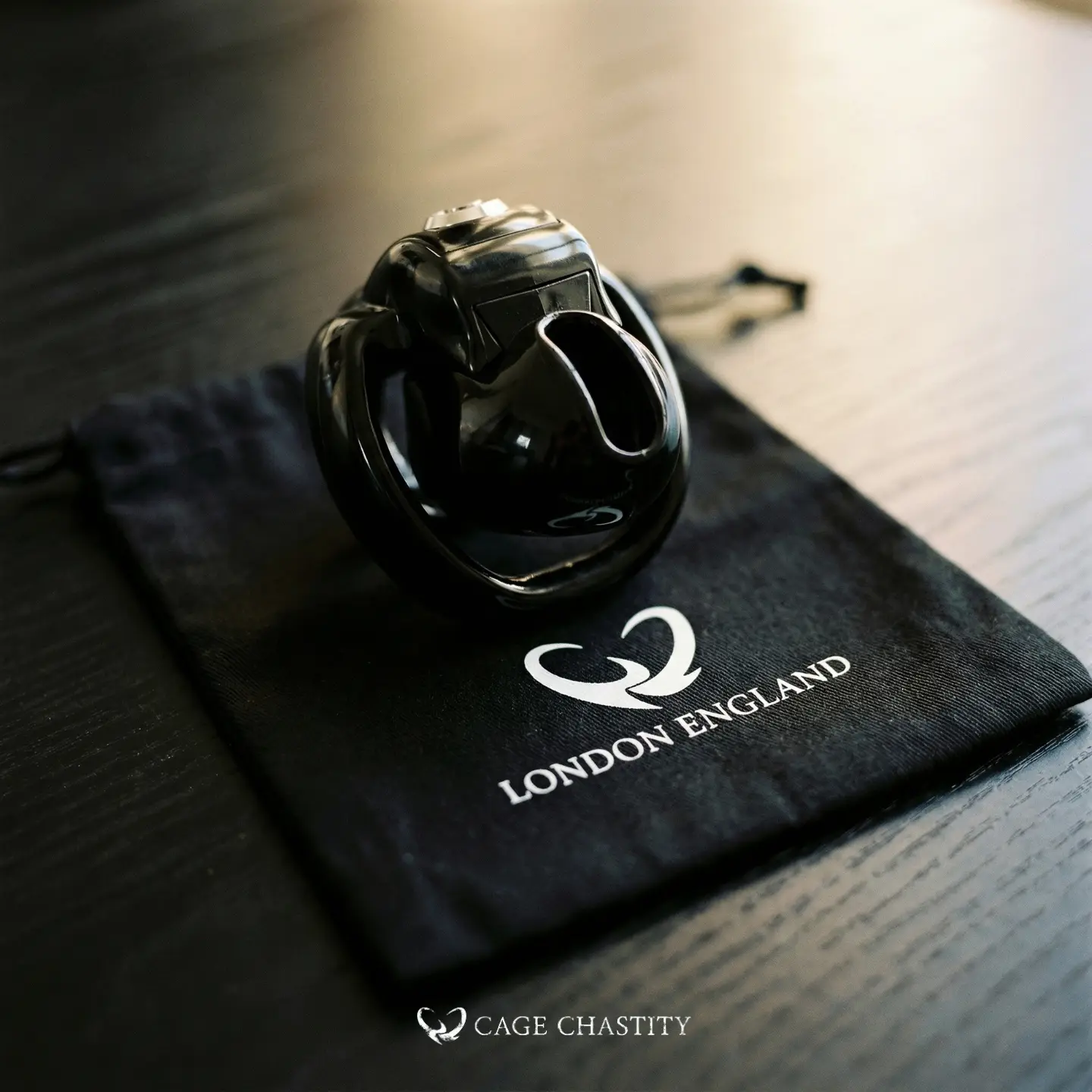 the black resin htv5