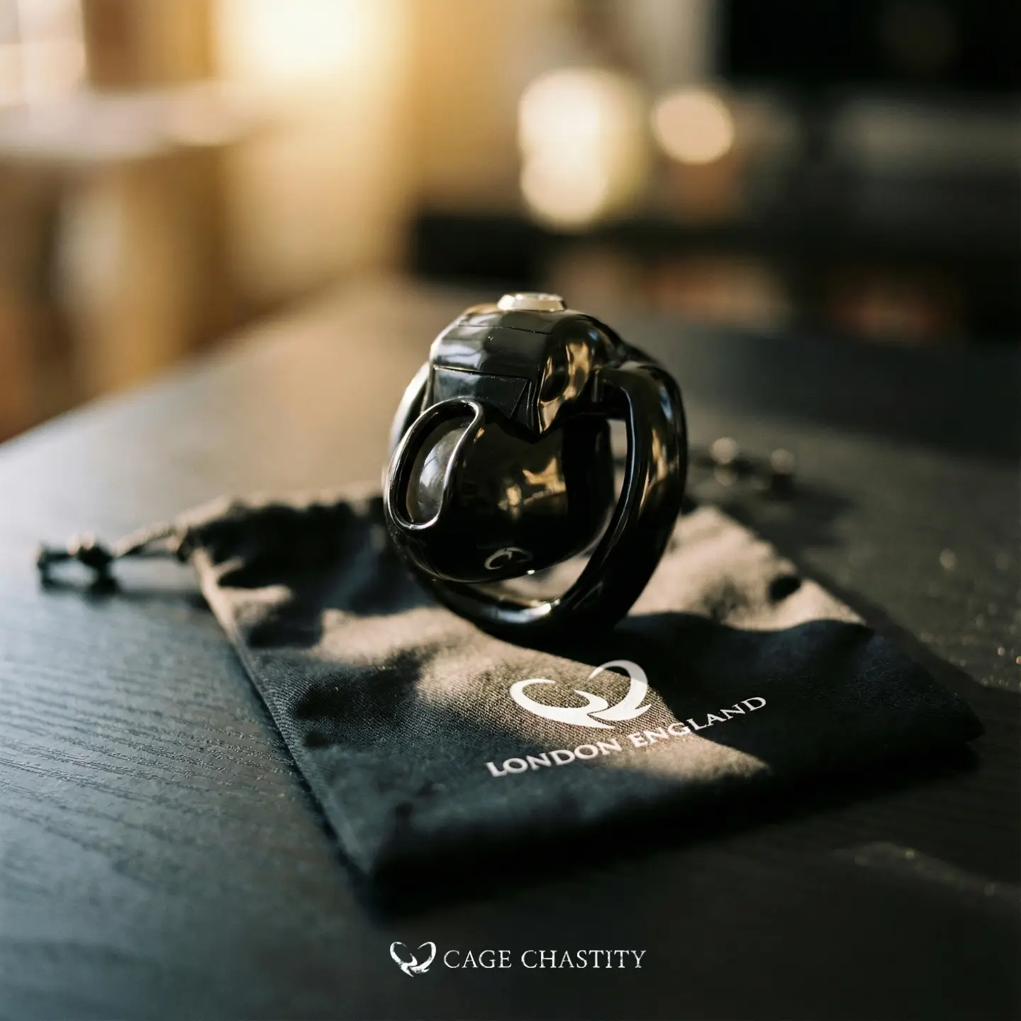 the black htv5, with the click n lock ring