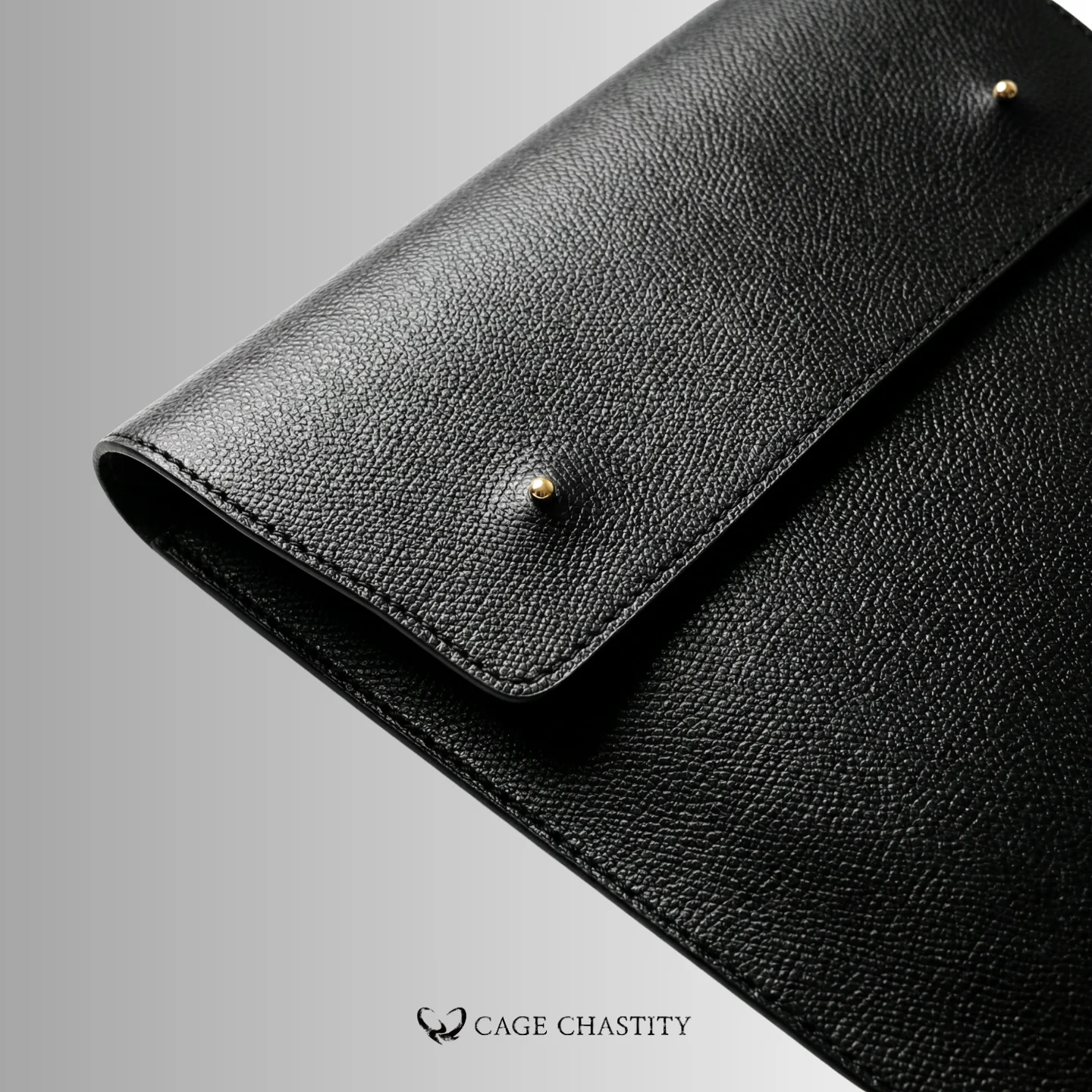 the metal clips of the paddle bag