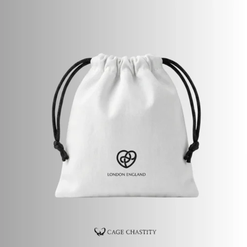 the appearance of the white cc bag