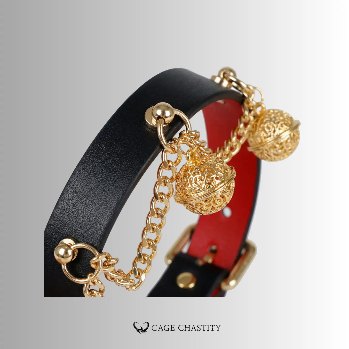 gold bell details attached to the collar